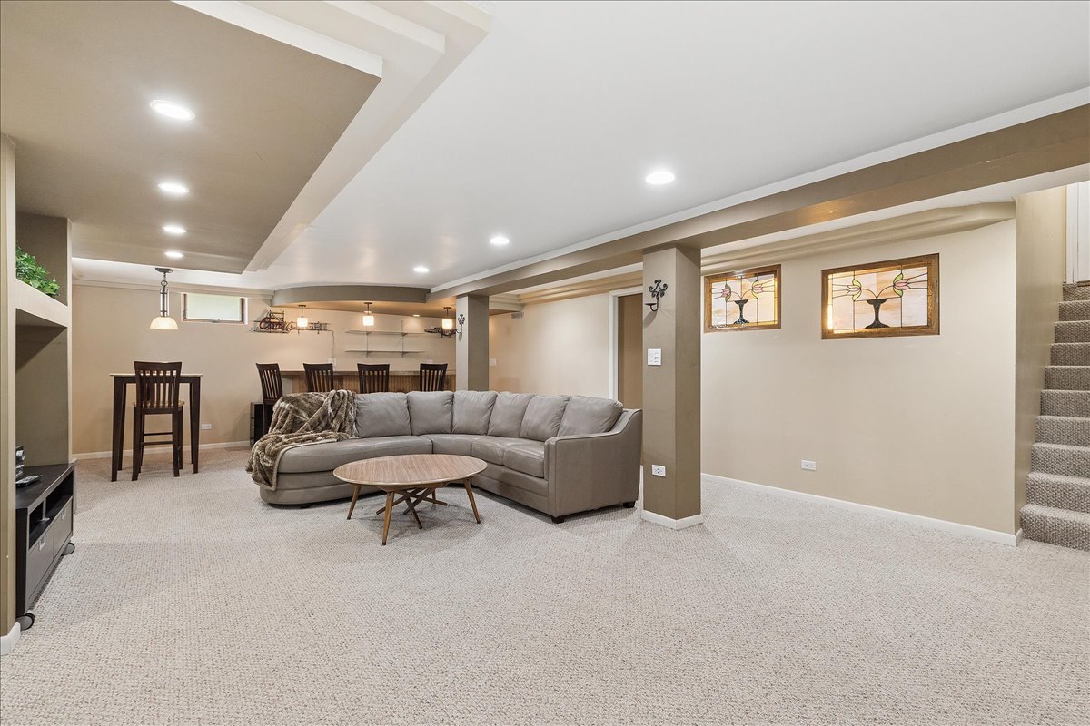 15601 Bramblewood Road Oak Forest, IL 60452 - Photo 25 of 35