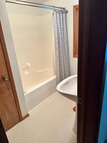 $235,000 | 3036 Queen Avenue, Slayton, MN 56172