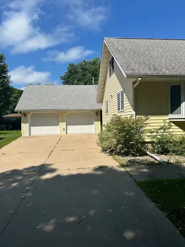 $235,000 | 3036 Queen Avenue, Slayton, MN 56172