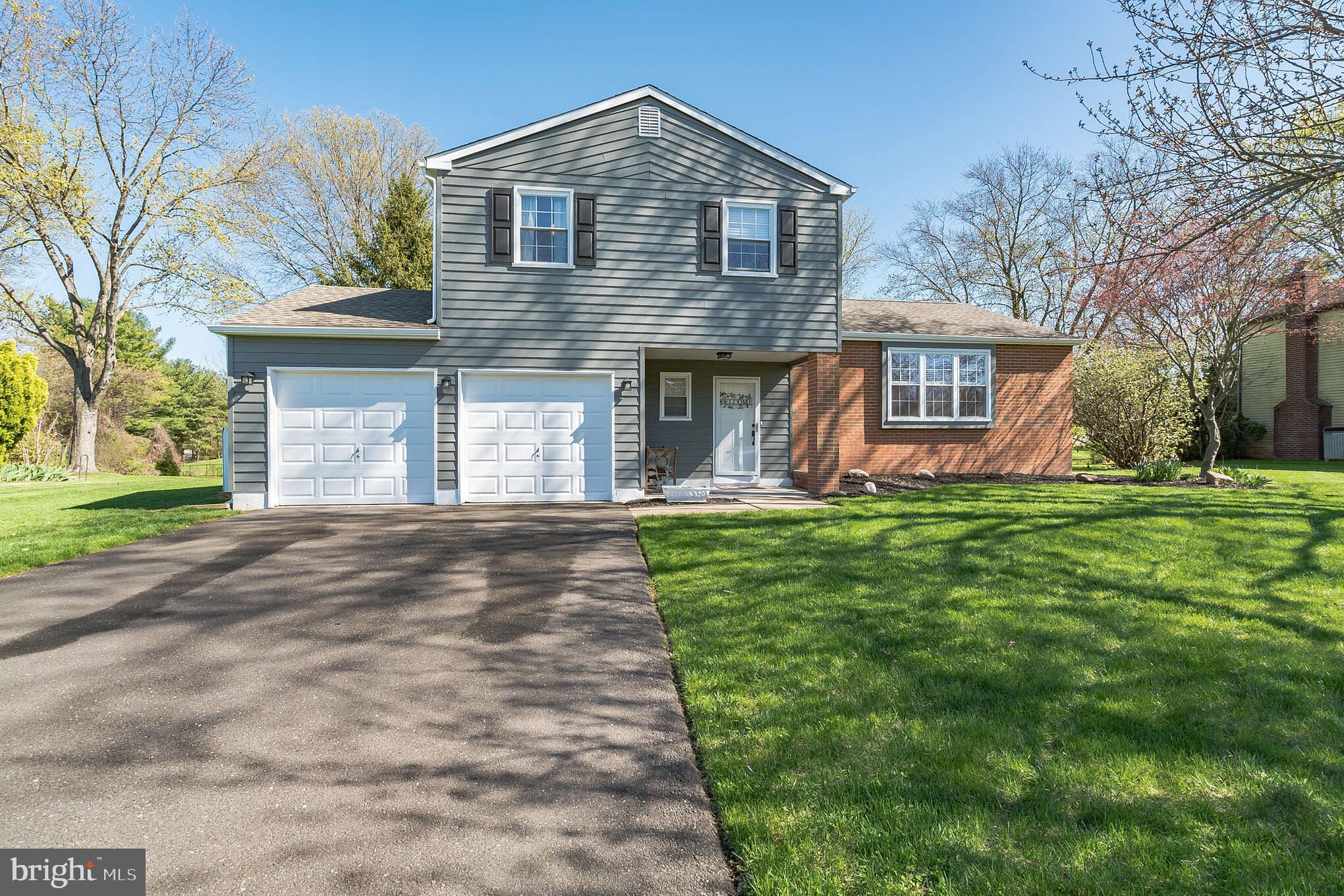 1285 Pebblebrook Road Warminster, PA 18974 - Photo 1 of 17 Gallery Image 1