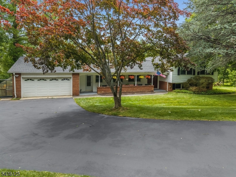 7 Sky View Garden Road Lebanon, NJ 08833 - Photo 3 of 35