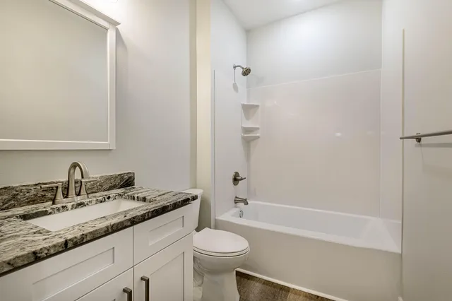 $1,975 | 108 Clearing Way, Valparaiso, FL 32580