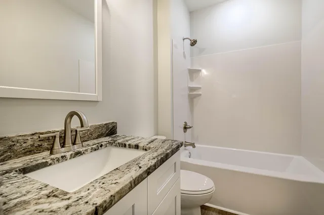 $1,975 | 108 Clearing Way, Valparaiso, FL 32580