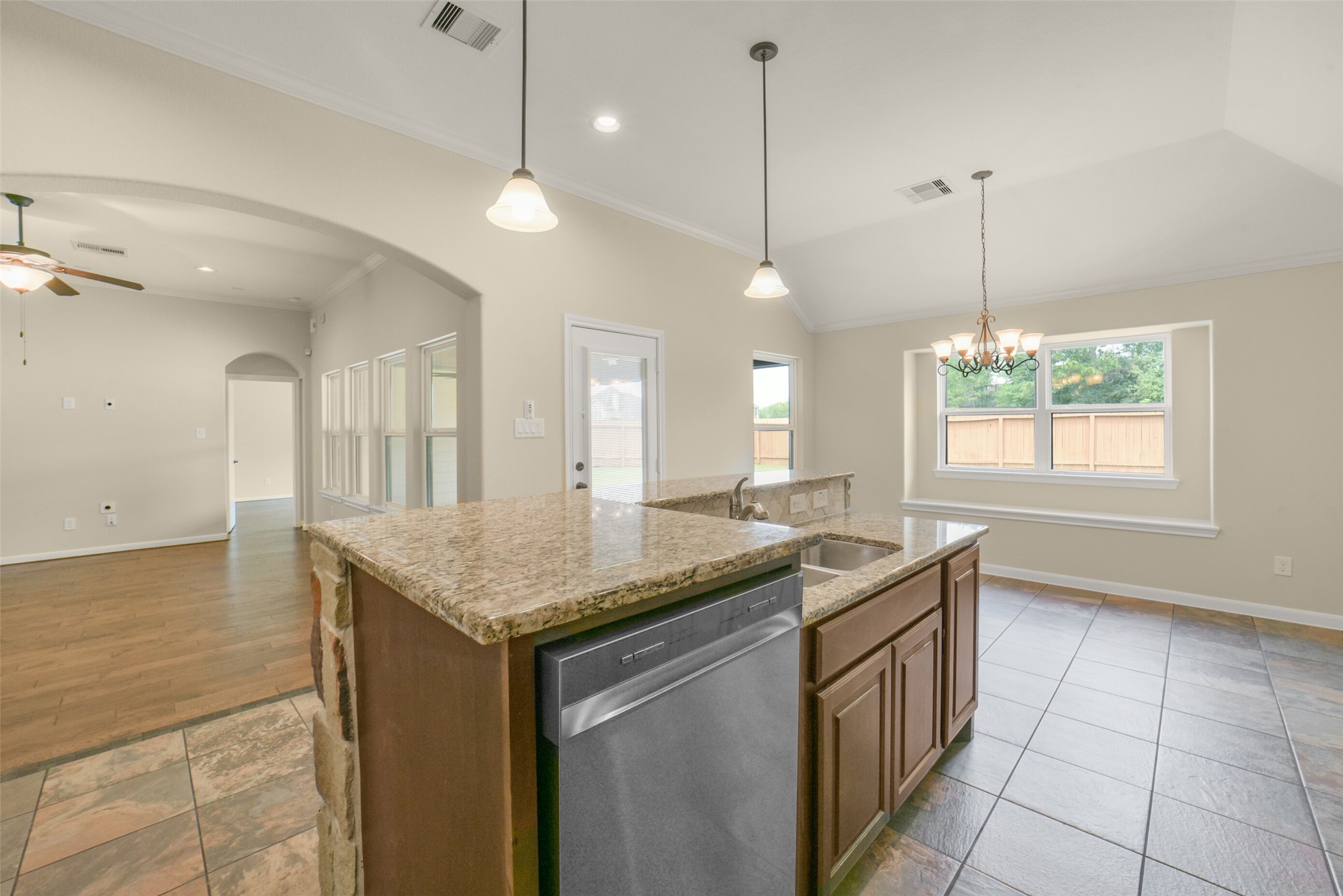 11110 Benevolent Way Tomball, TX 77375 - Photo 12 of 48