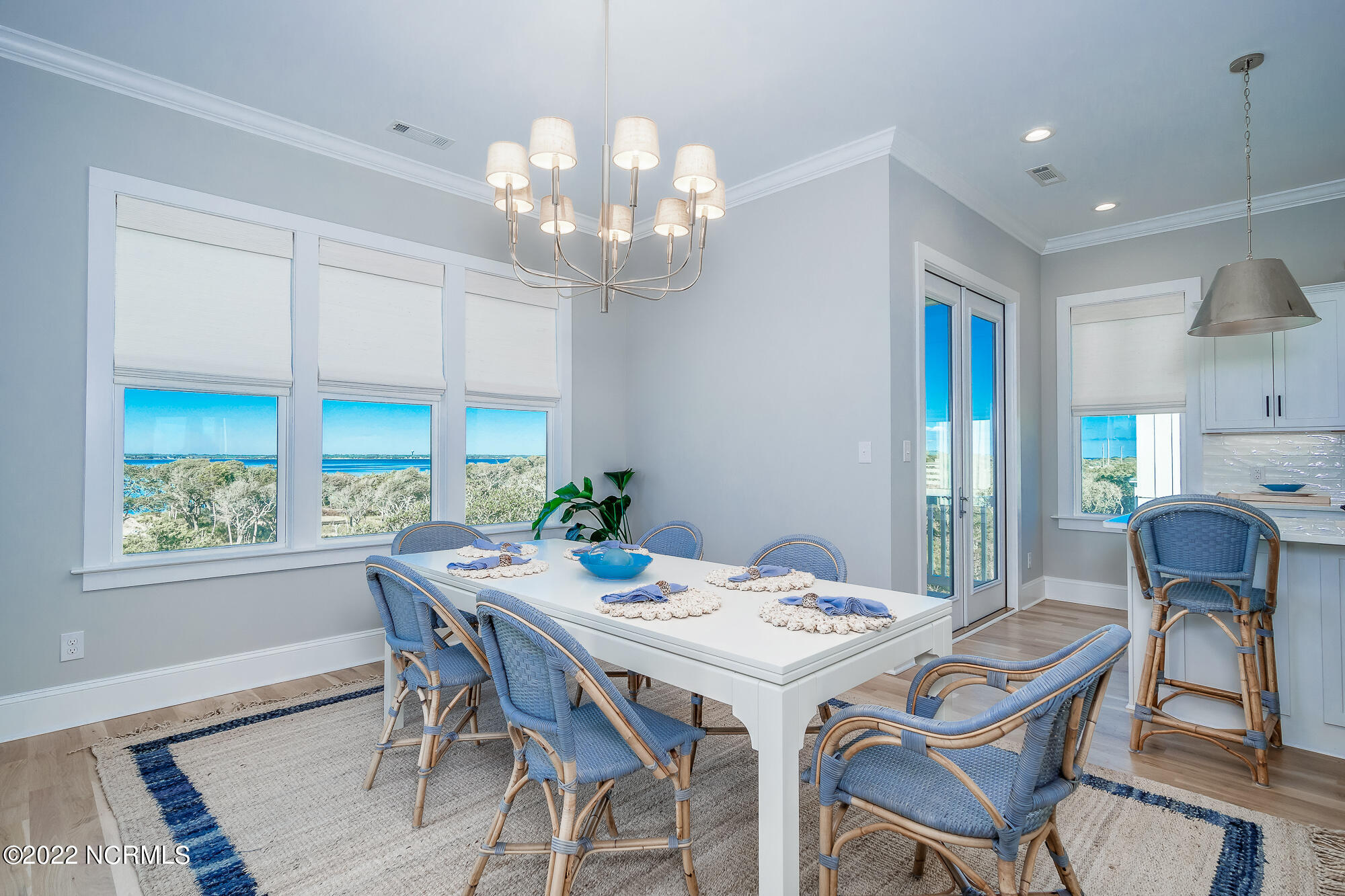 1804 Salter Path Road Indian Beach, NC 28512 - Photo 4 of 74 Dining space