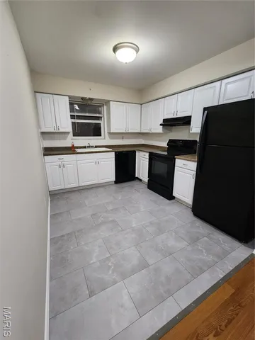 $189,900 | 12586 Chardin Place, Unit 4, St. Louis, MO 63128