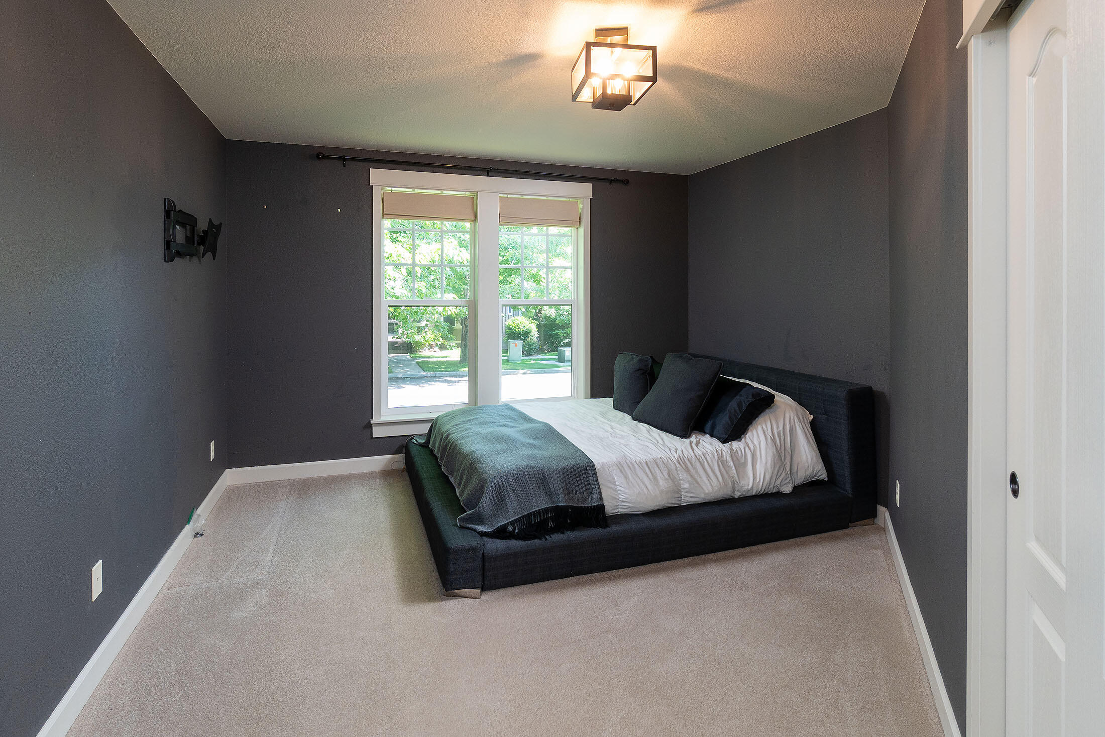62721 Larkview Road Bend, OR 97701 - Photo 11 of 18 62721 Larkview Rd_0047 copy