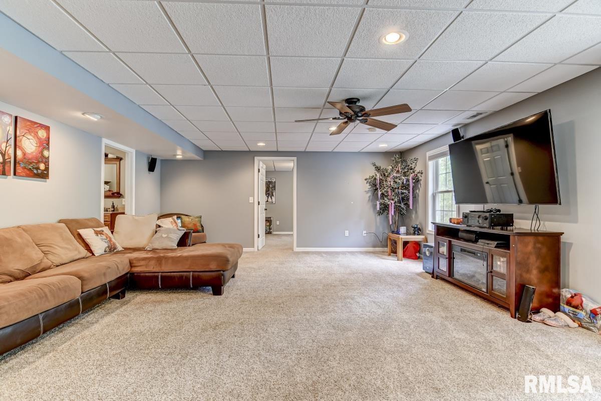 3008 Andy Road Springfield, IL 62702 - Photo 19 of 35