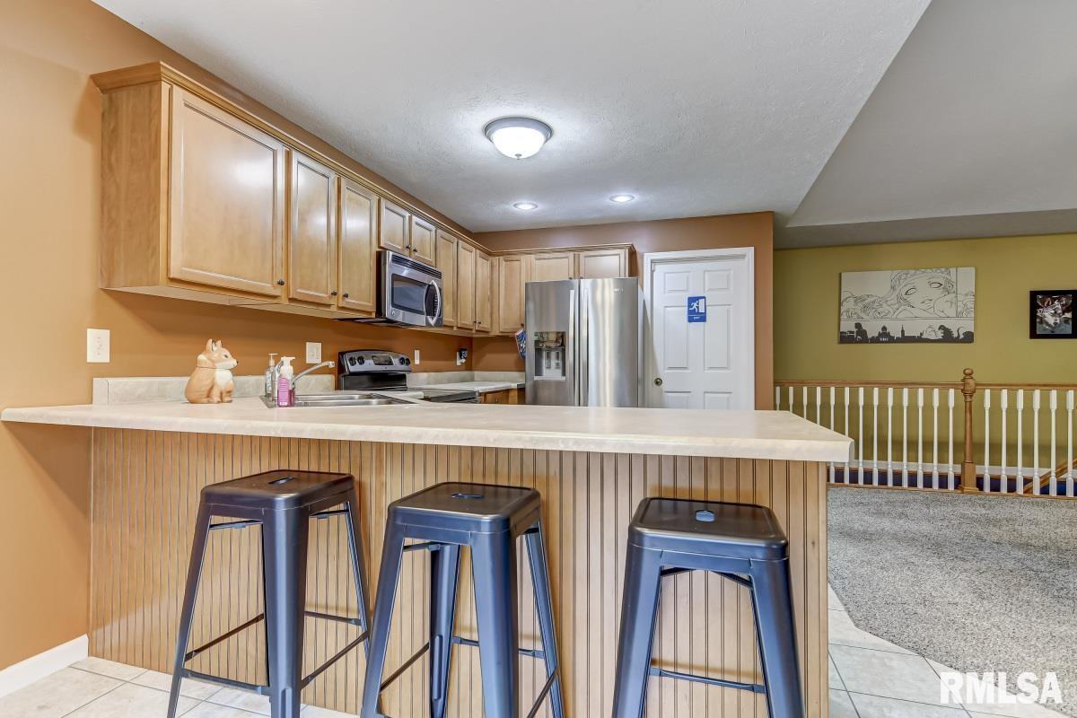 3008 Andy Road Springfield, IL 62702 - Photo 5 of 35