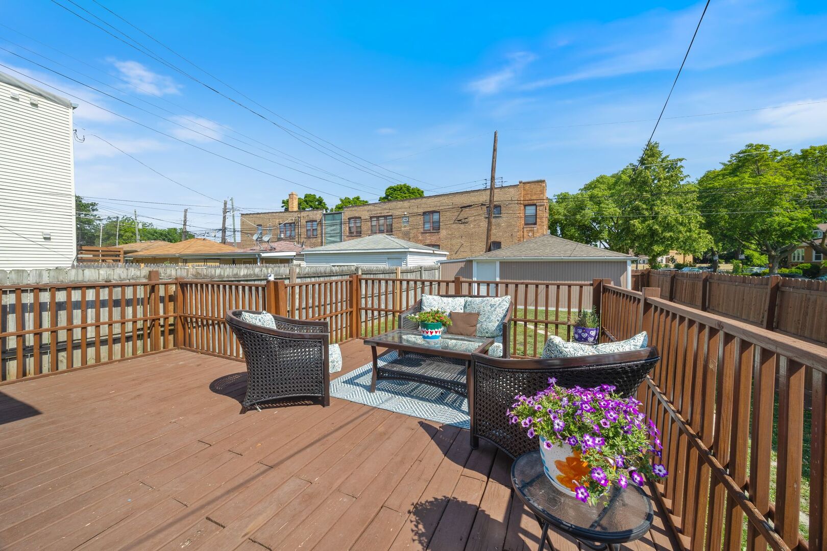 5300 West Foster Avenue Chicago, IL 60630 - Photo 24 of 27 a view of a chairs and table in the terrace