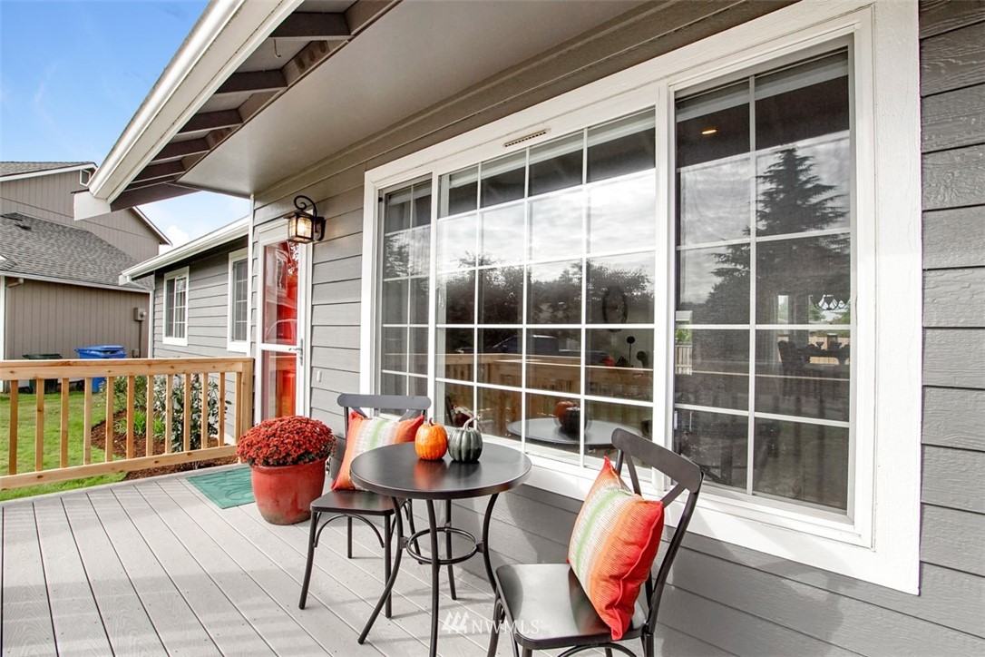 15212 64th Street East Sumner, WA 98390 - Photo 4 of 23 Gallery Image 4