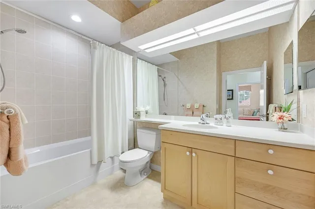 $390,000 | 8532 Via Lungomare Circle, Unit 202, Estero, FL 33928