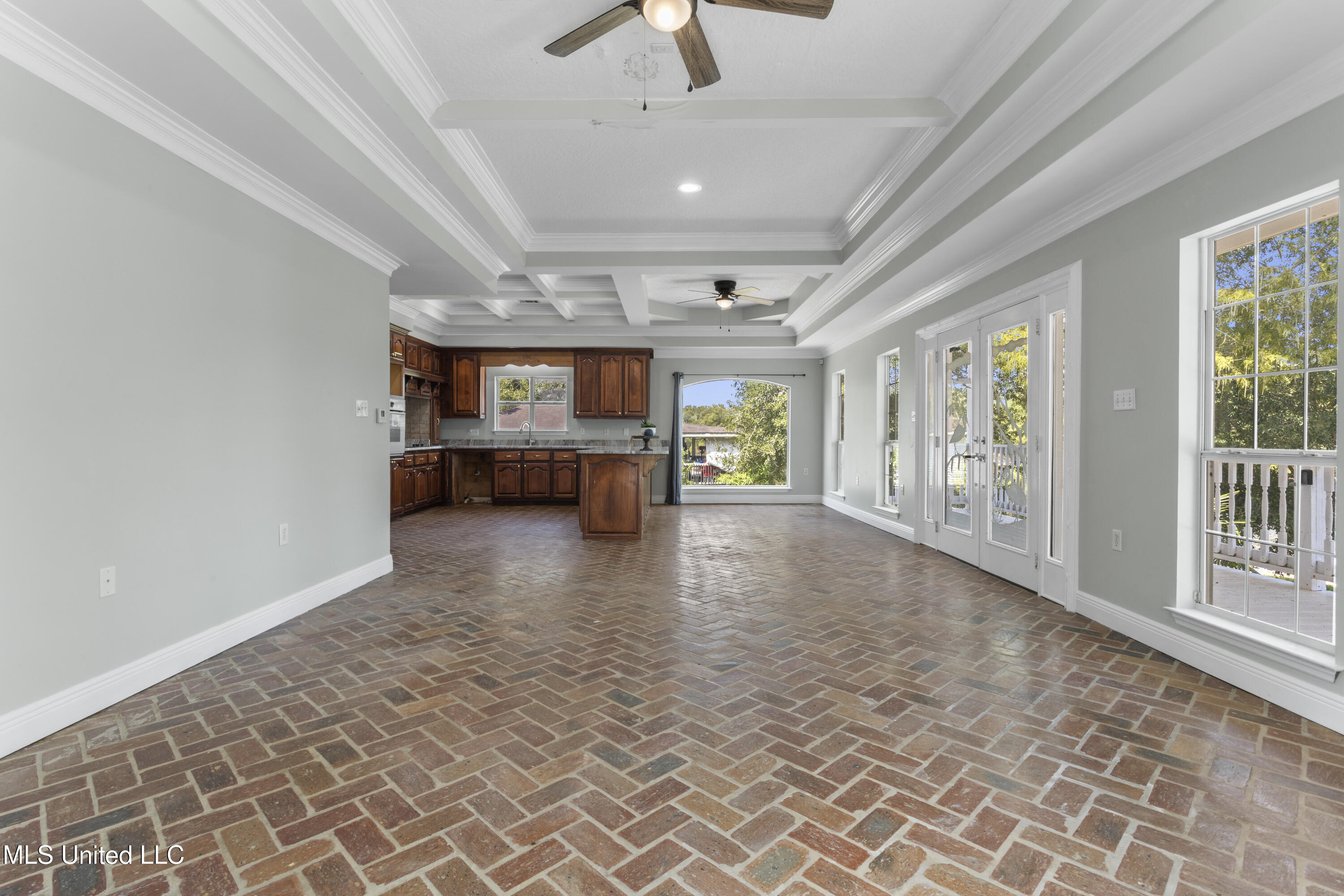 1813 Pascagoula River Road Moss Point, MS 39562 - Photo 11 of 59 013