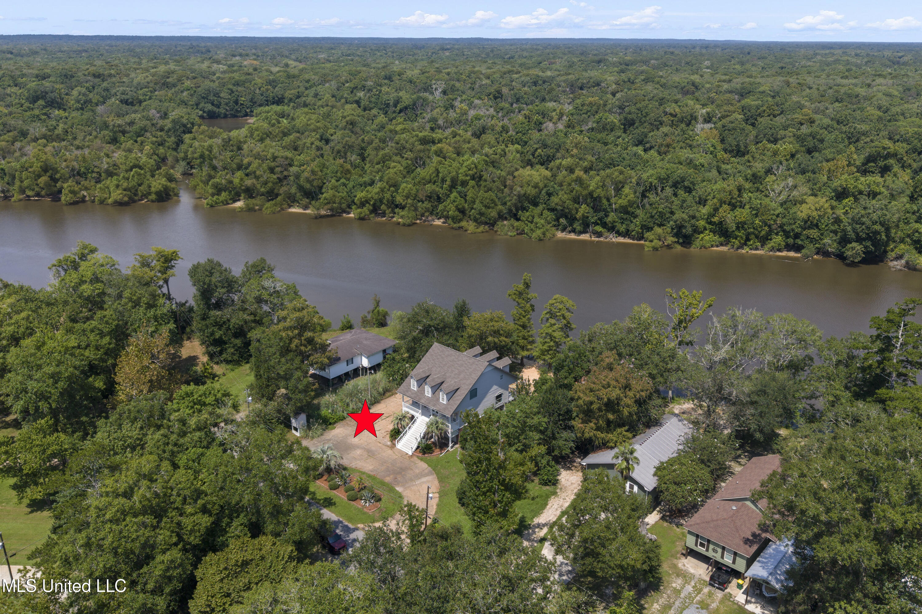 1813 Pascagoula River Road Moss Point, MS 39562 - Photo 58 of 59 002