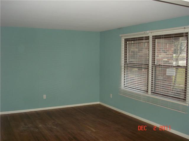 1421 Muessing Road Indianapolis, IN 46239 - Photo 4 of 12