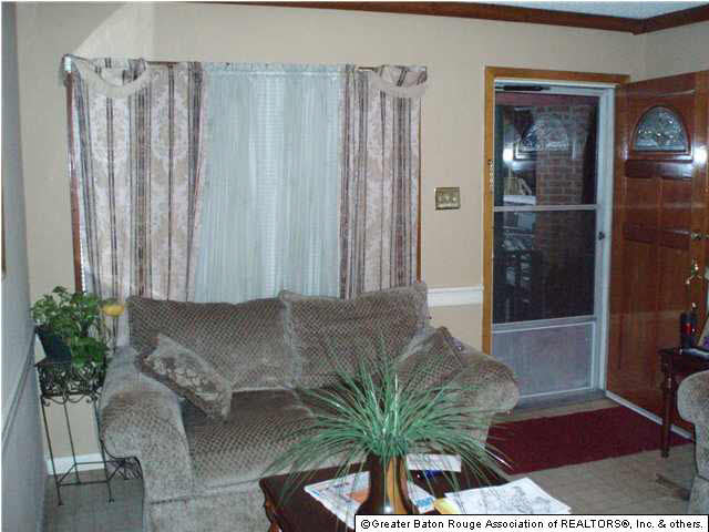4807 Ritterman Avenue Baton Rouge, LA 70805 - Photo 3 of 9