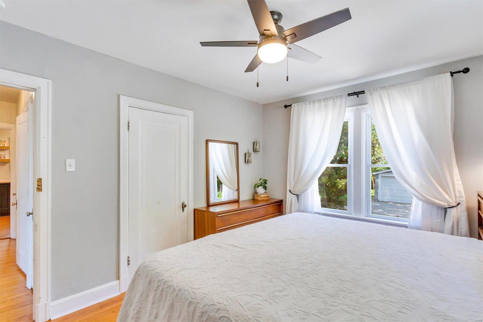 3221 Ringer Road St. Louis, MO 63125 - Photo 12 of 24 Gallery Image 12