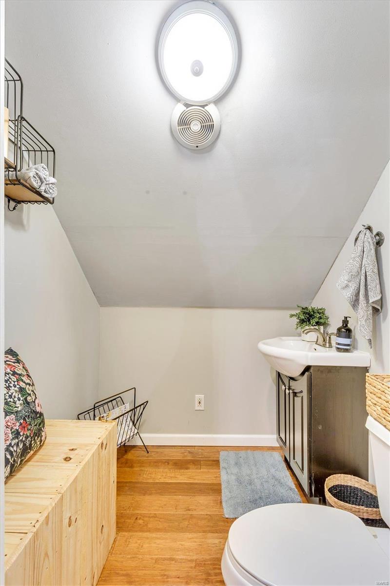 3221 Ringer Road St. Louis, MO 63125 - Photo 17 of 24 Gallery Image 17