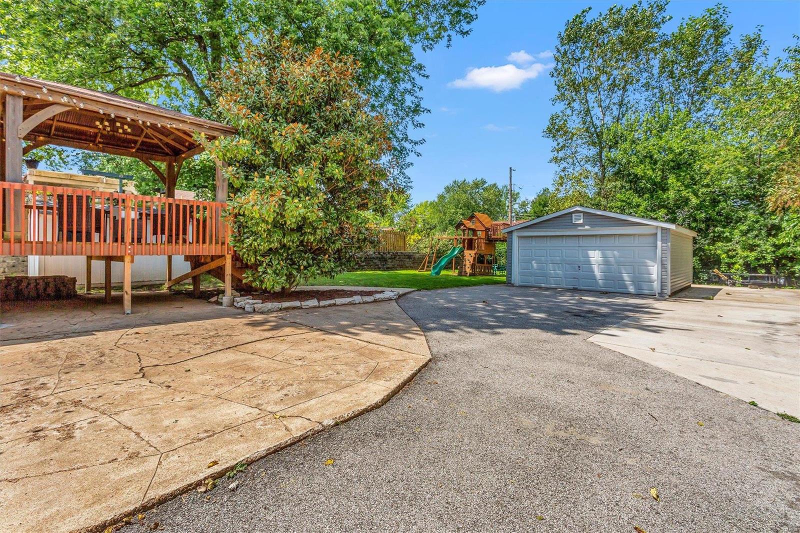 3221 Ringer Road St. Louis, MO 63125 - Photo 24 of 24 Gallery Image 24