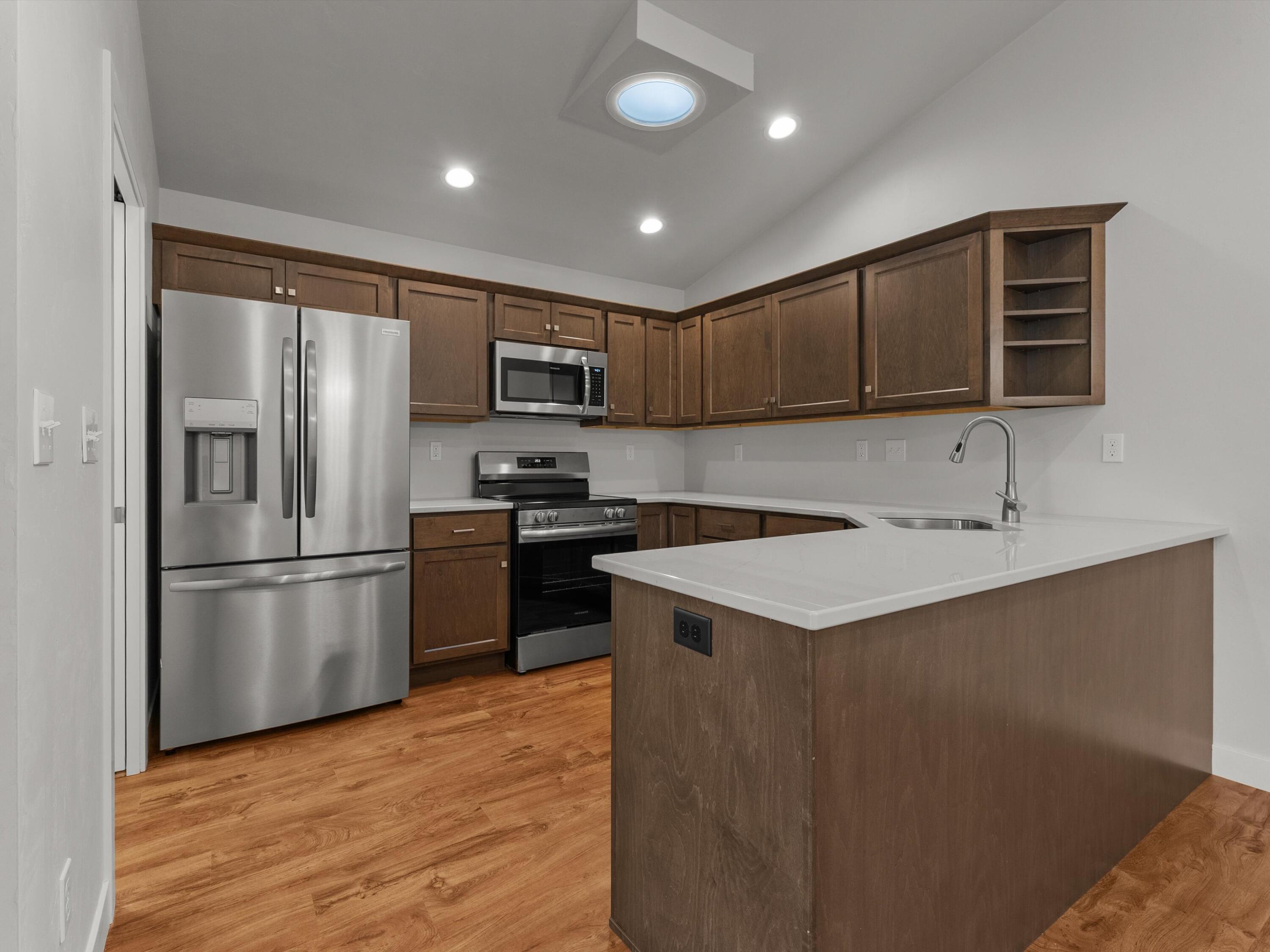 4403 Tannery Road Two Rivers, WI 54241 - Photo 16 of 30 Kitchen