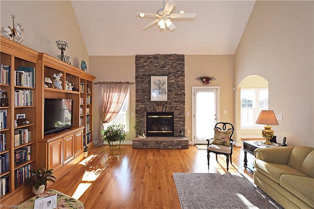 5814 Crutchfield Farm Road Oak Ridge, NC 27310 - Photo 4 of 30