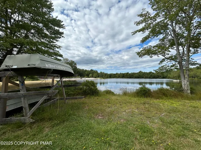 a view of a lake from a yard