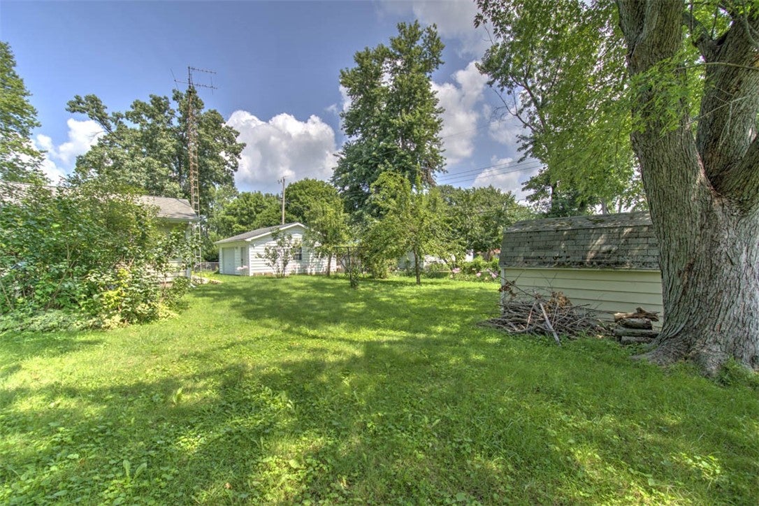 3284 North Oakland Avenue Decatur, IL 62526 - Photo 31 of 34 Gallery Image 31