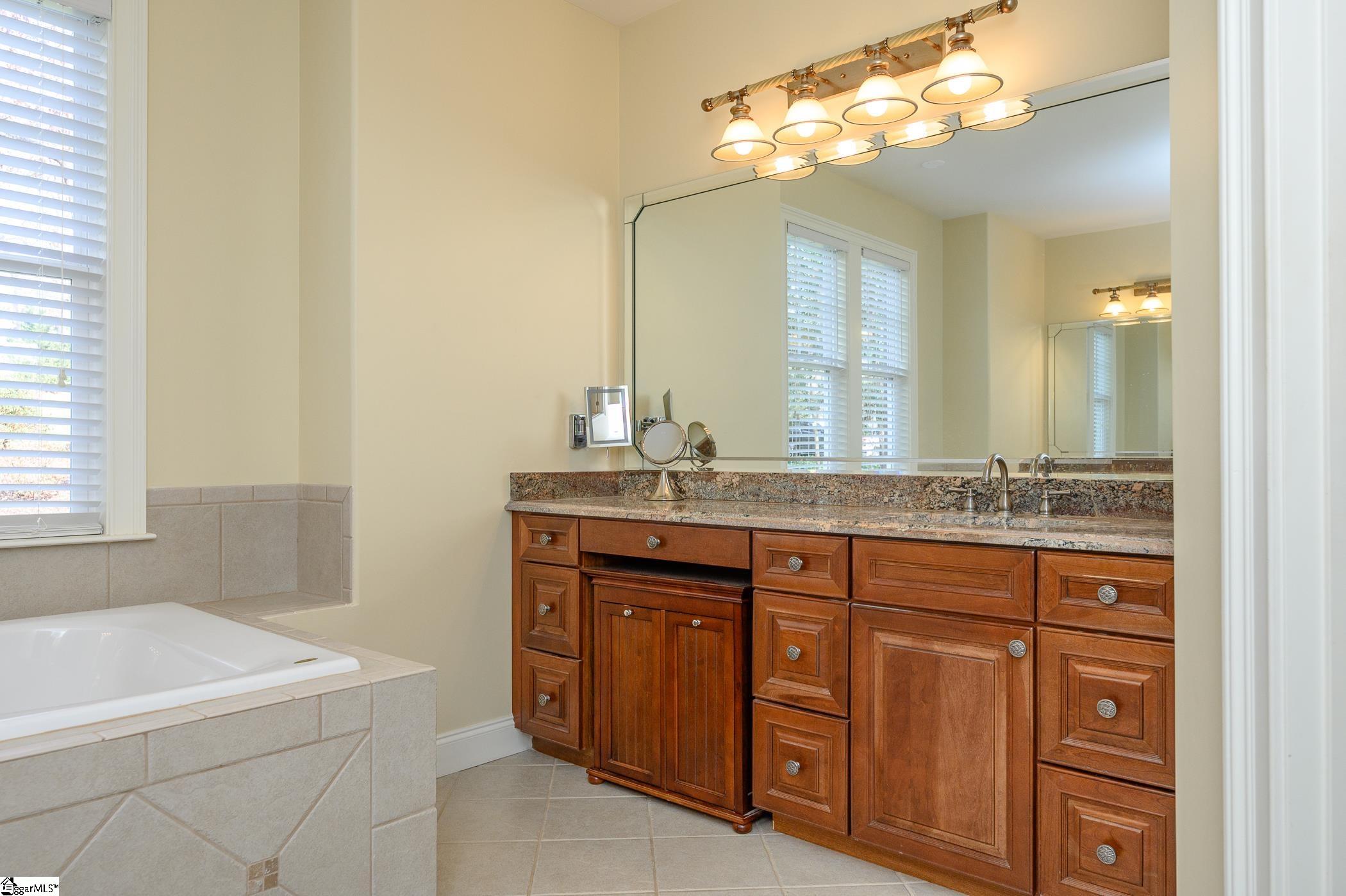 241 Byars Street Greer, SC 29651 - Photo 17 of 36 Gallery Image 17