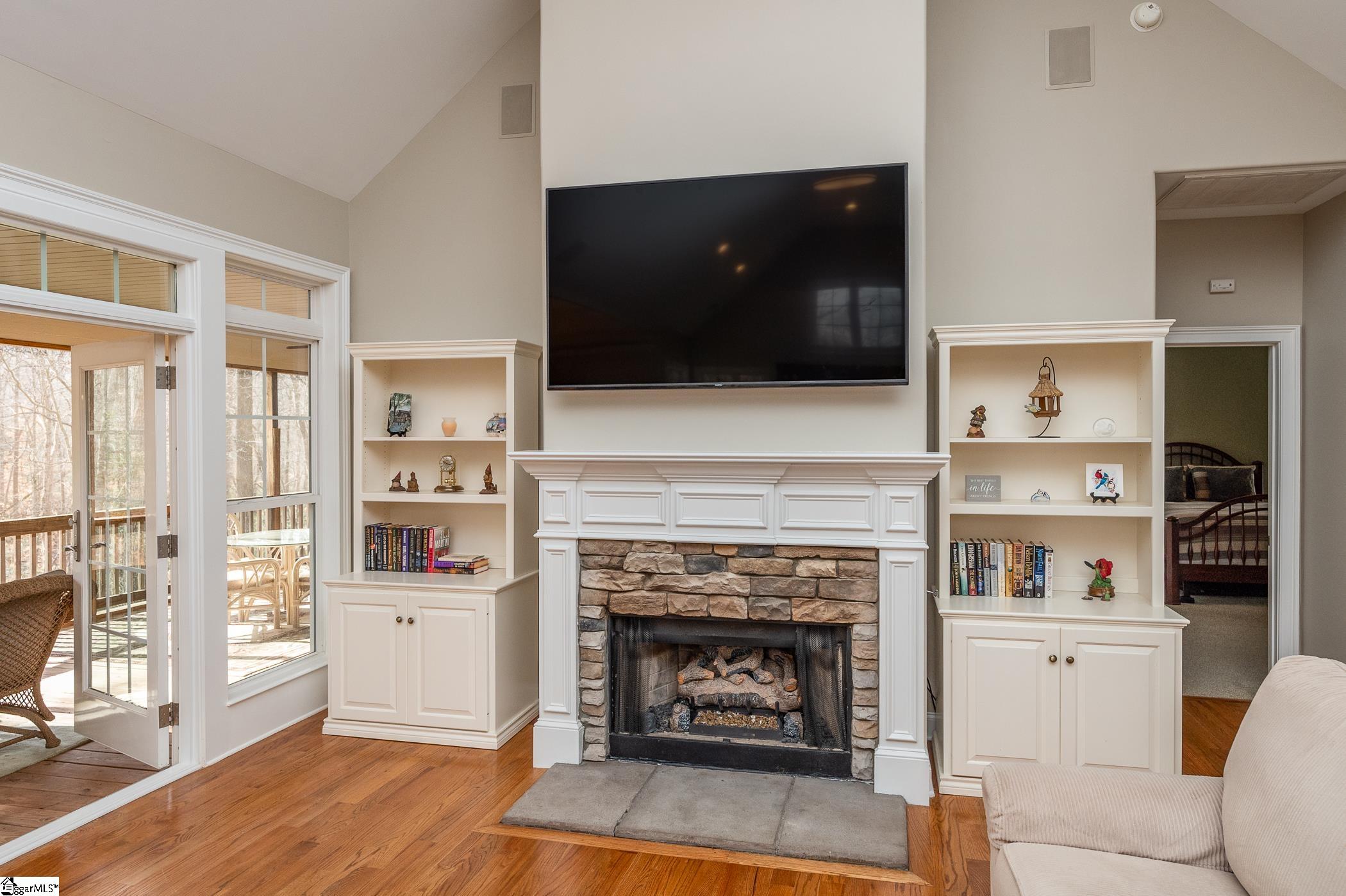 241 Byars Street Greer, SC 29651 - Photo 5 of 36 Gallery Image 5