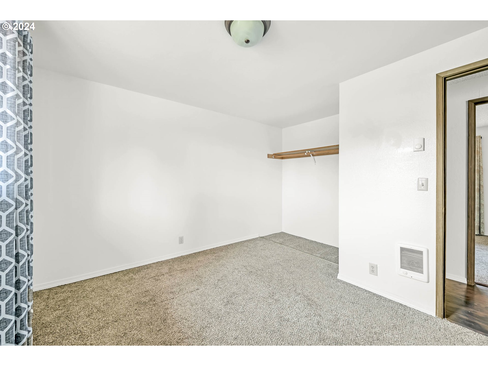 6112 Main Street Springfield, OR 97478 - Photo 40 of 47 a view of an empty room