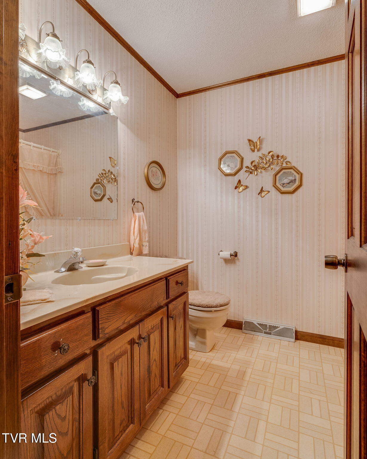 453 Twin Barns Road Greeneville, TN 37743 - Photo 21 of 46 020