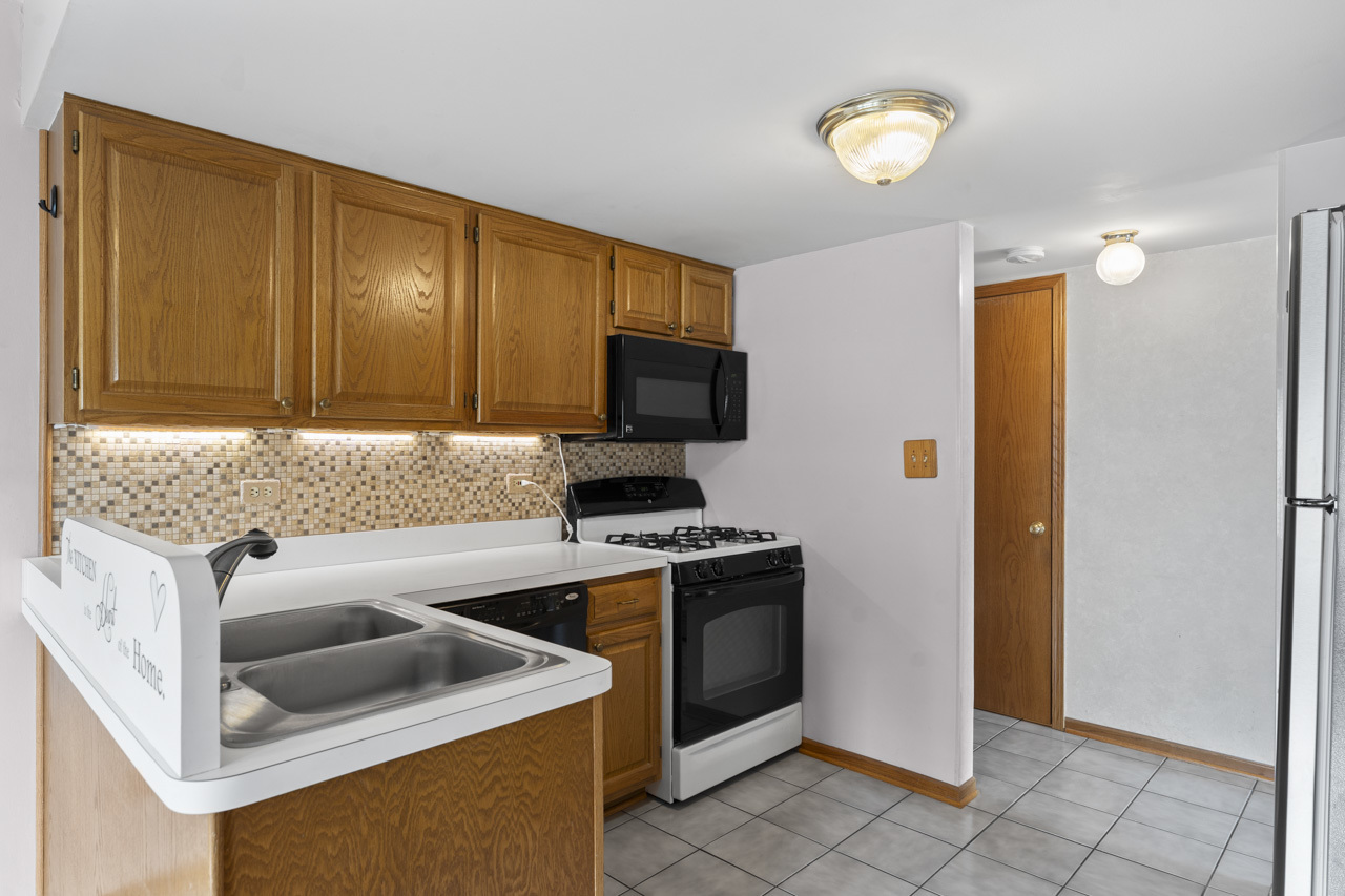 1464 Root Street Crest Hill, IL 60403 - Photo 16 of 42
