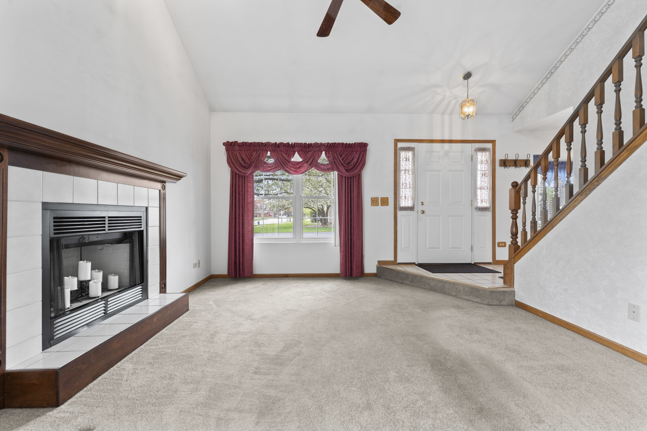 1464 Root Street Crest Hill, IL 60403 - Photo 4 of 42