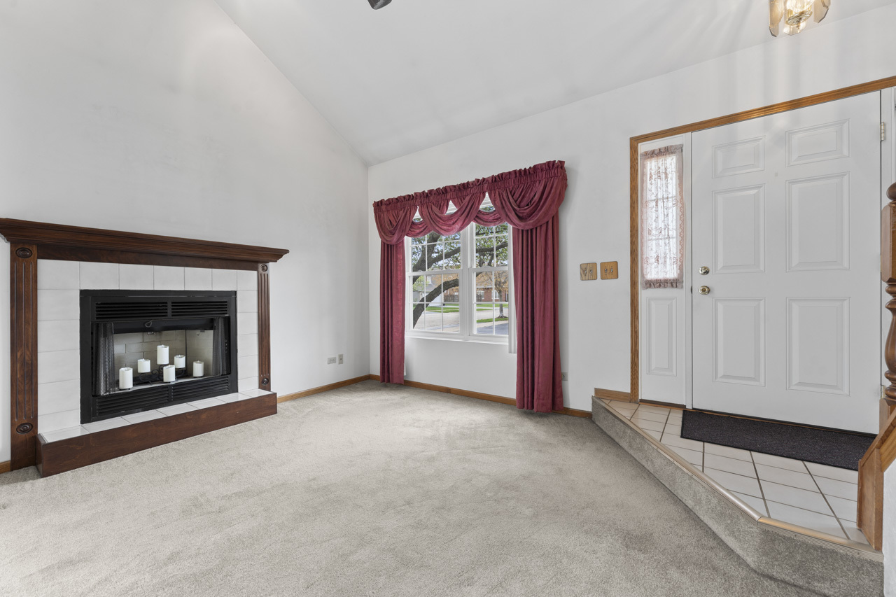 1464 Root Street Crest Hill, IL 60403 - Photo 5 of 42