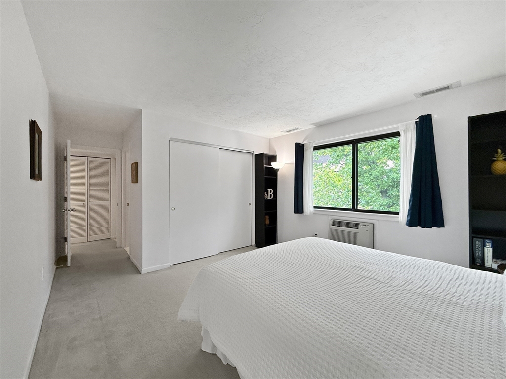 340 Sunderland Road, Unit 24 Worcester, MA 01604 - Photo 13 of 23 Gallery Image 13
