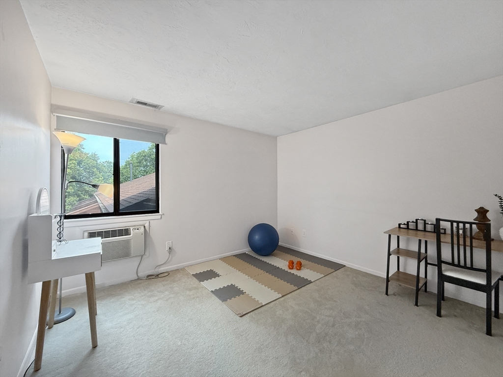 340 Sunderland Road, Unit 24 Worcester, MA 01604 - Photo 17 of 23 Gallery Image 17