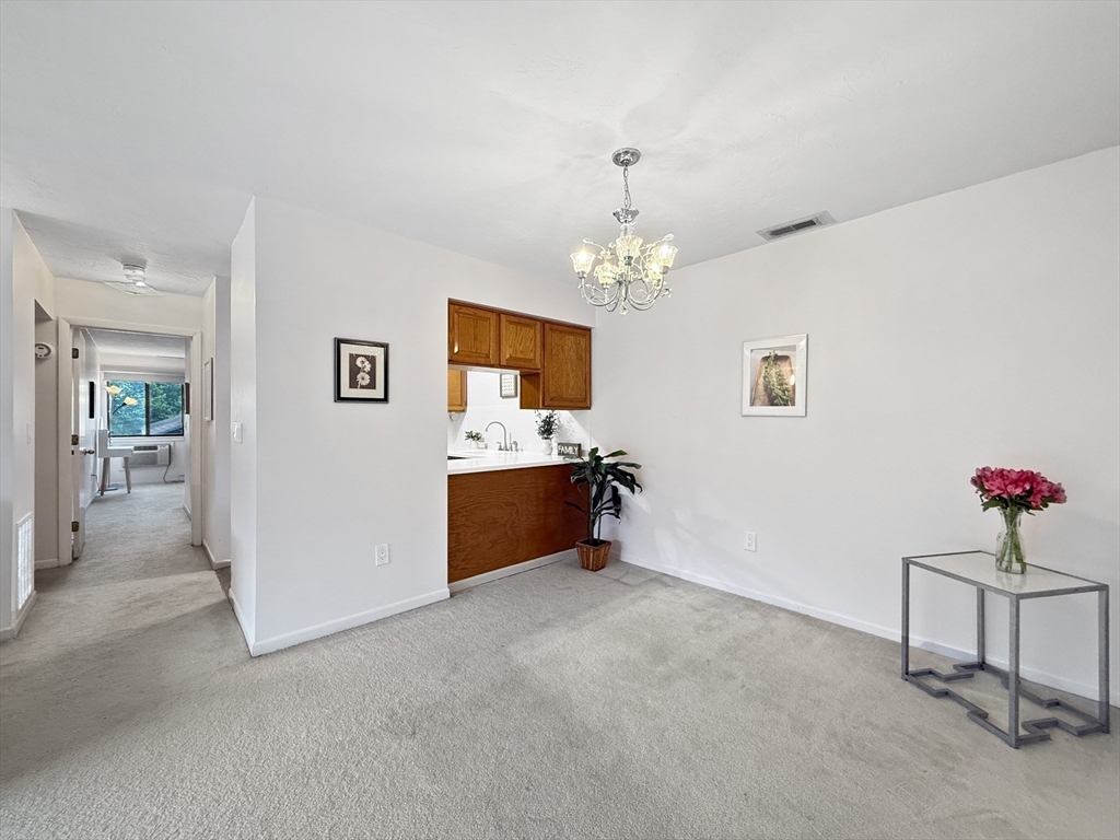 340 Sunderland Road, Unit 24 Worcester, MA 01604 - Photo 6 of 23 Gallery Image 6