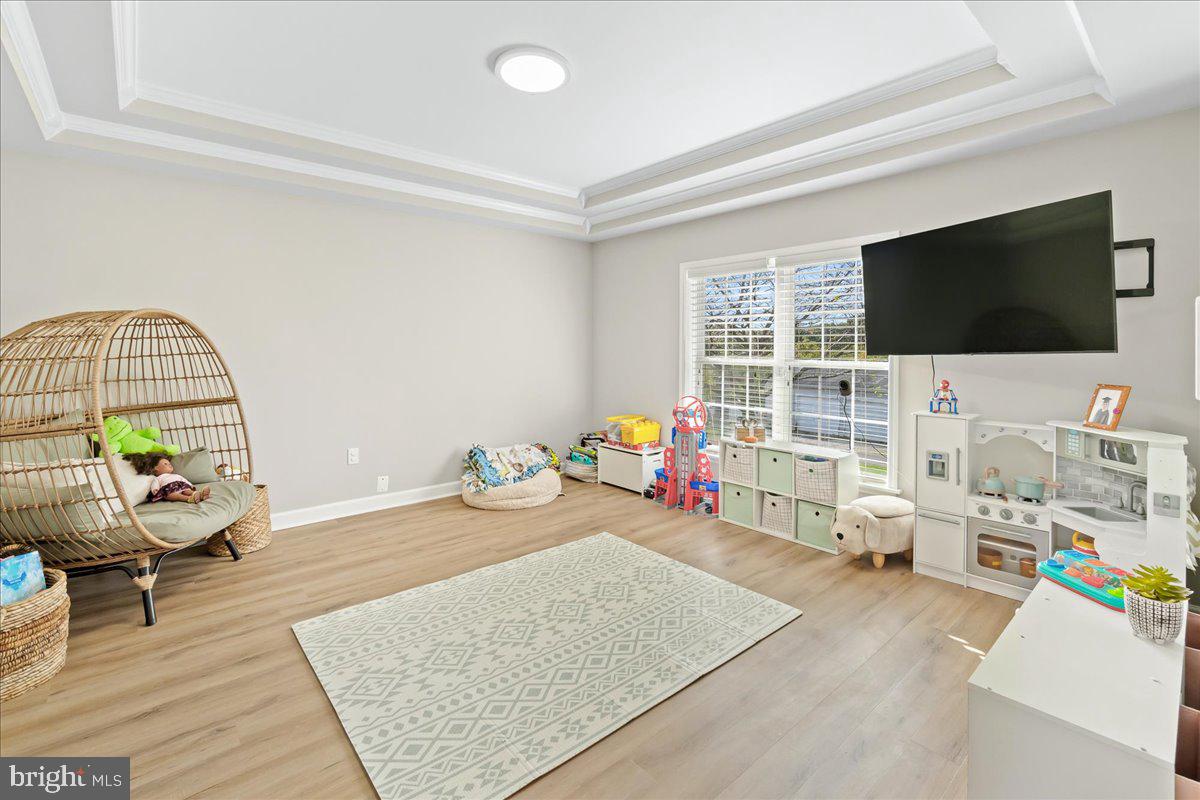 5131 Woodville Road Mount Airy, MD 21771 - Photo 20 of 92 Main Level Living Room