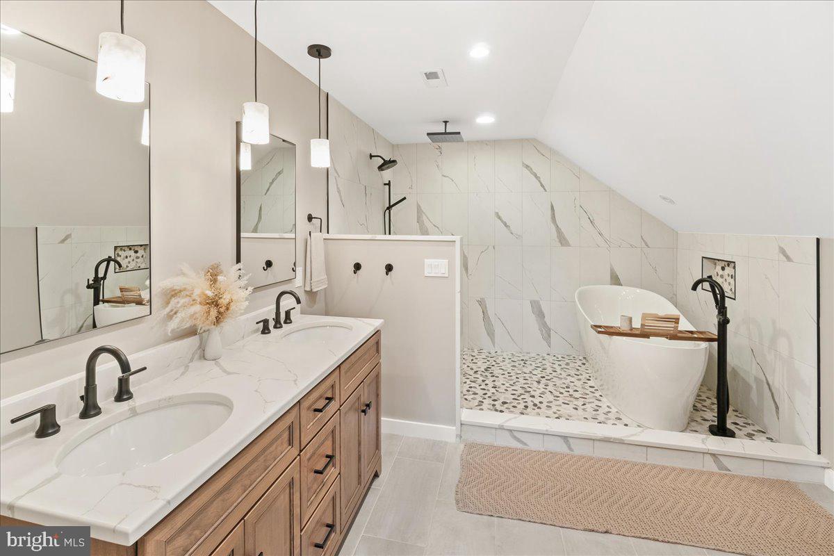 5131 Woodville Road Mount Airy, MD 21771 - Photo 54 of 92 Primary En-Suite Bathroom