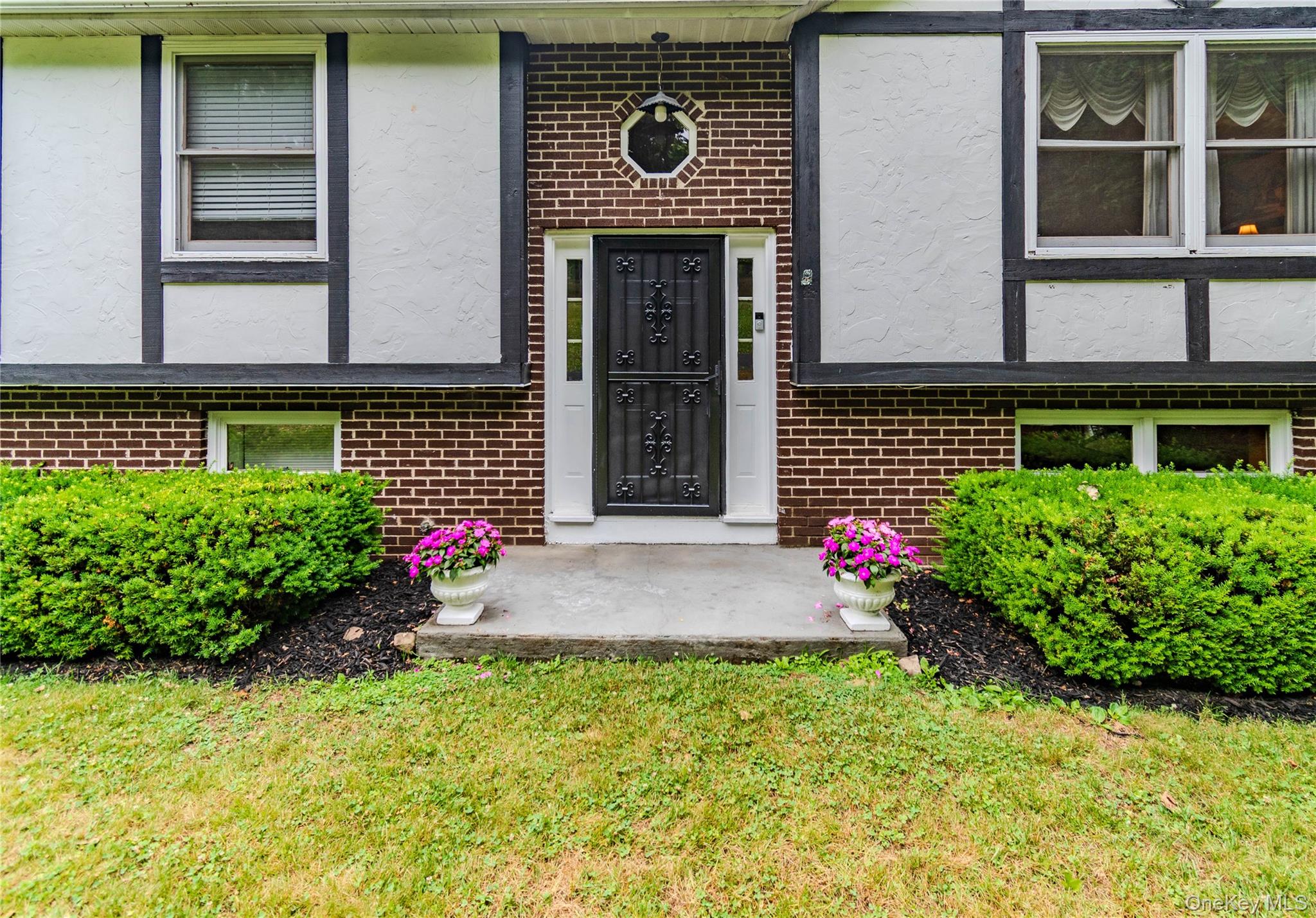 7 Colleen Lane Wallkill, NY 12589 - Photo 46 of 49