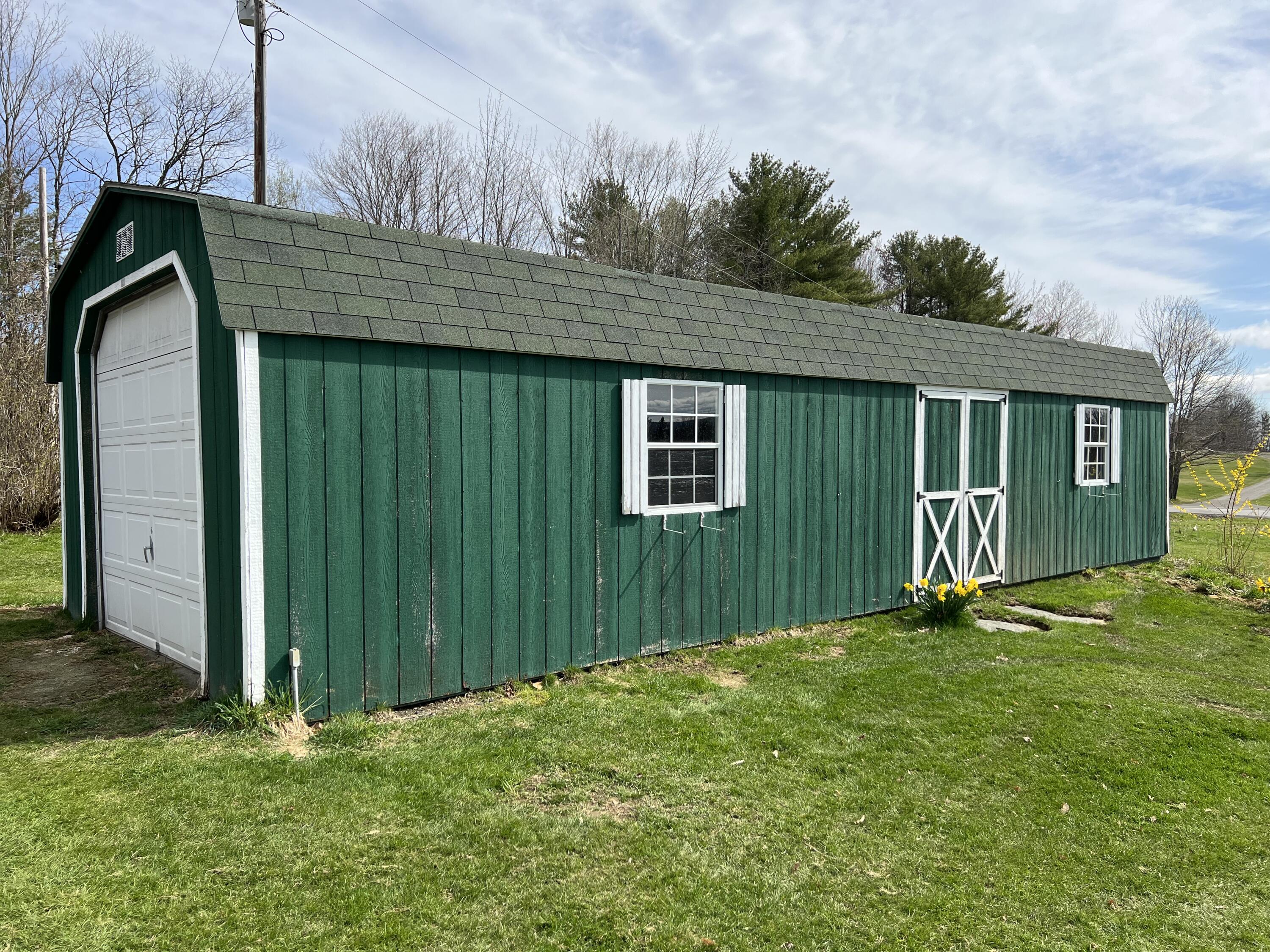 767 East Sangerville Road Sangerville, ME 04479 - Photo 8 of 68 image00009
