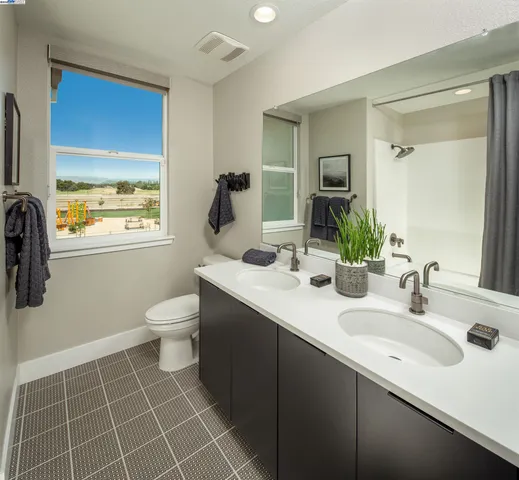 $1,012,019 | 334 Sagebrush Drive, Napa, CA 94558