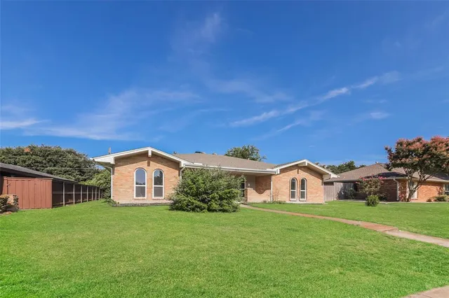 $415,000 | 3013 Roundrock Trail, Plano, TX 75075