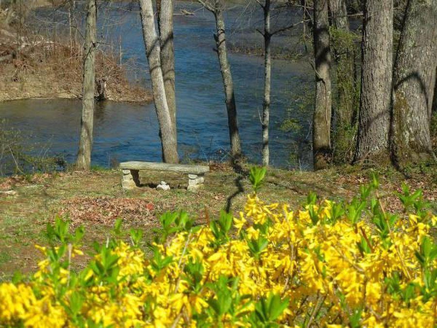 11611 Peaceful Valley Road New Castle, VA 24127 - Photo 14 of 21 ISlel0lb9vf25m1000000000
