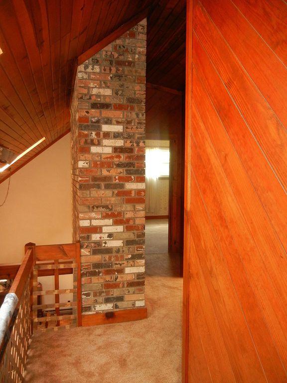 11611 Peaceful Valley Road New Castle, VA 24127 - Photo 20 of 21 ISxf2kobhcqyjq1000000000