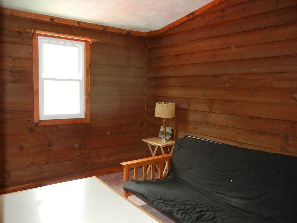 11611 Peaceful Valley Road New Castle, VA 24127 - Photo 5 of 21 IS9hnen6oxwc3j1000000000