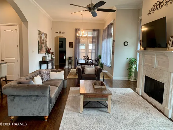 $2,200 | 200 Cypress View Drive, Youngsville, LA 70592