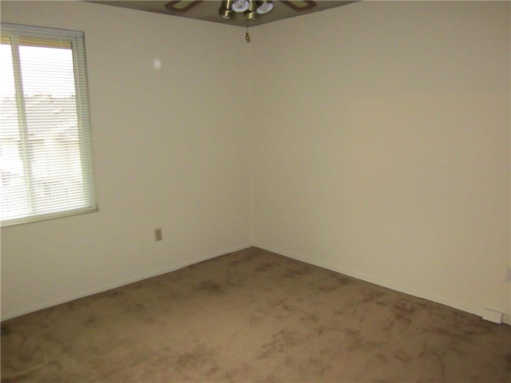 326 Ridge Point Circle Bridgeville, PA 15017 - Photo 13 of 21 Gallery Image 13