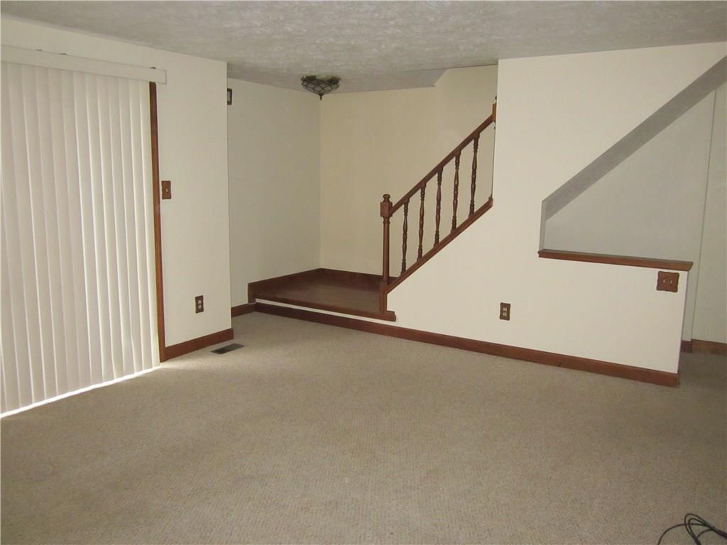 326 Ridge Point Circle Bridgeville, PA 15017 - Photo 8 of 21 Gallery Image 8