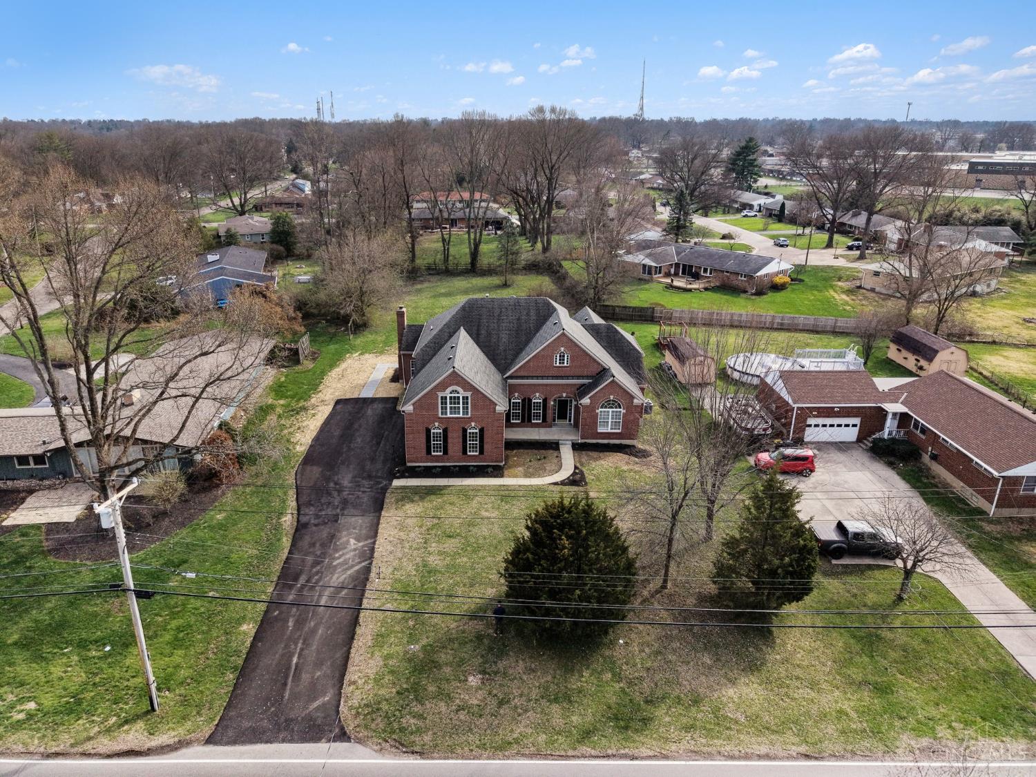 745 Compton Road Cincinnati, OH 45231 - Photo 27 of 30
